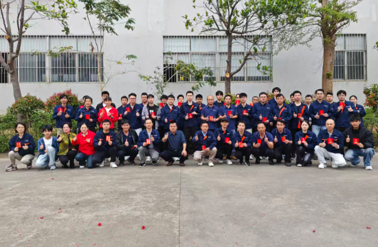 新年開工大吉?奮進新程
